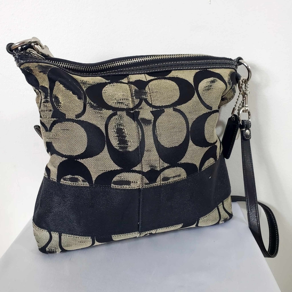 Vtg Coach Signature F13674 Black & Tan Shoulder Crossbody Canvas Purse Handbag
